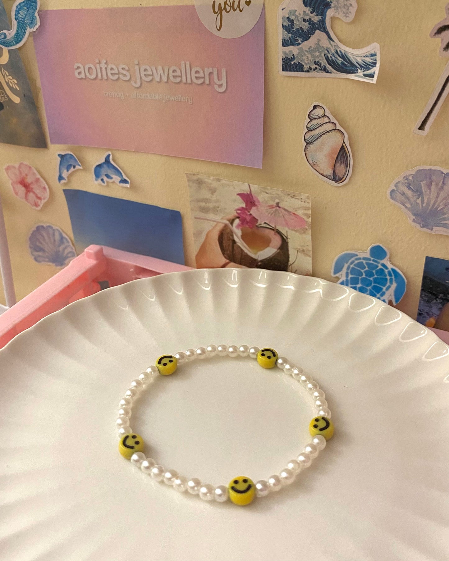 Smiley Pearl Bracelet
