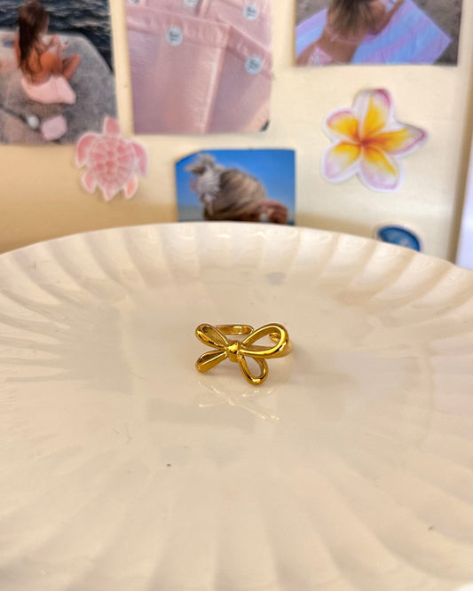 Elegant Bow Ring