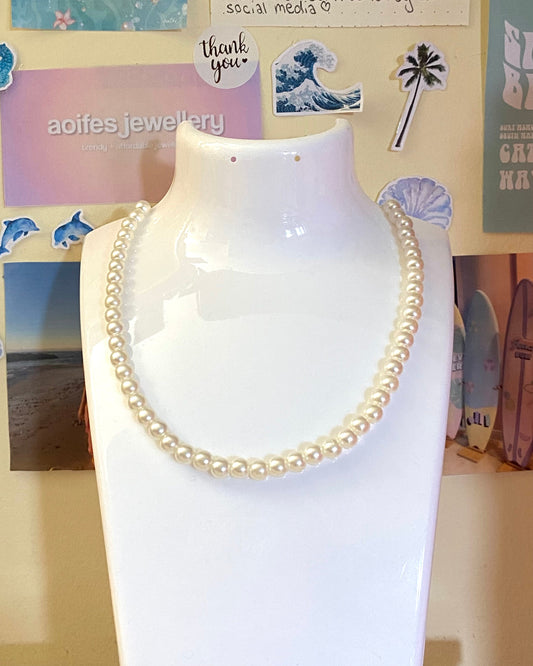 Classic Pearl Necklace